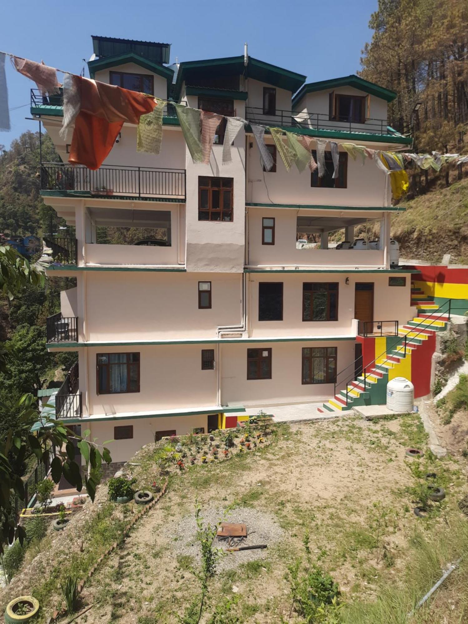 Aagaman Woods Apartment Shimla Exterior photo